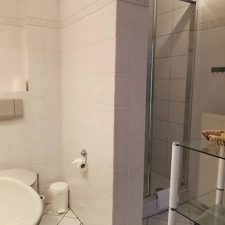 Kleines Logierhaus 01